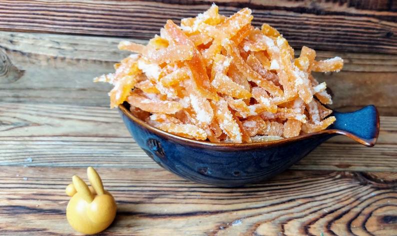 Цукаты из апельсиновых корочек Цукаты из апельсиновых корочек